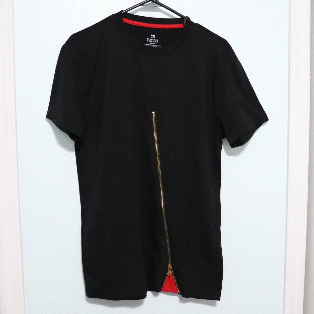 Zipper front t-shirt